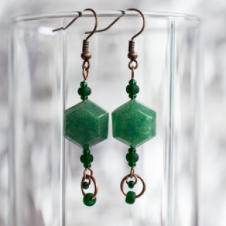 Manutine earrings with copper rings
